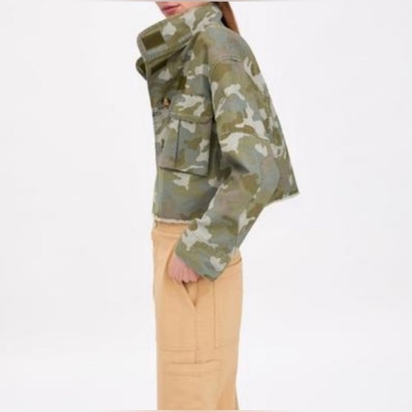 Zara Cropped Green Raw Hem Velcro Pocket Camo Print Army Utility Jacket (Sz M) - Picture 5 of 15